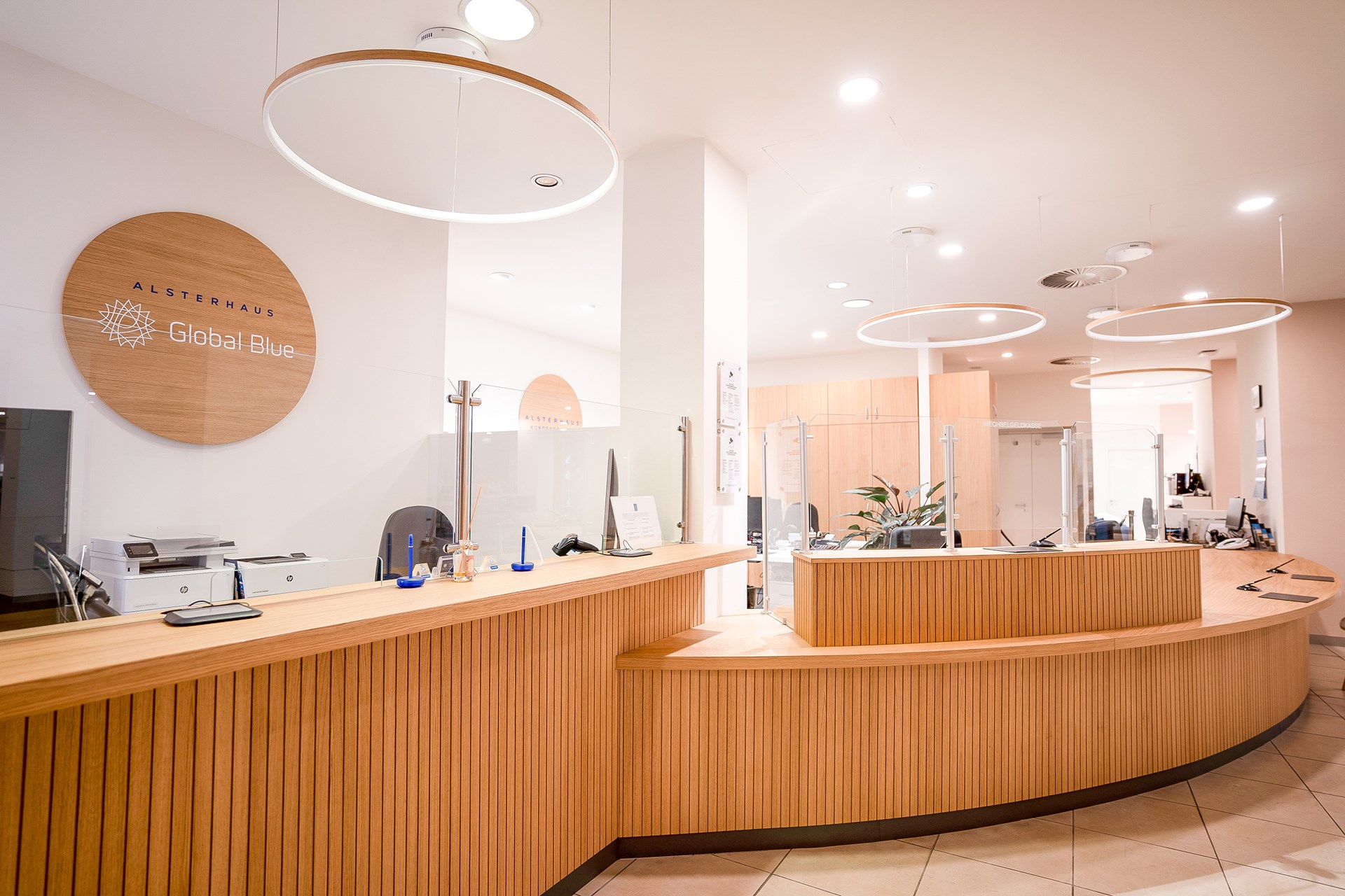 Neues Erscheinungsbild für den Alsterhaus Kundenservice